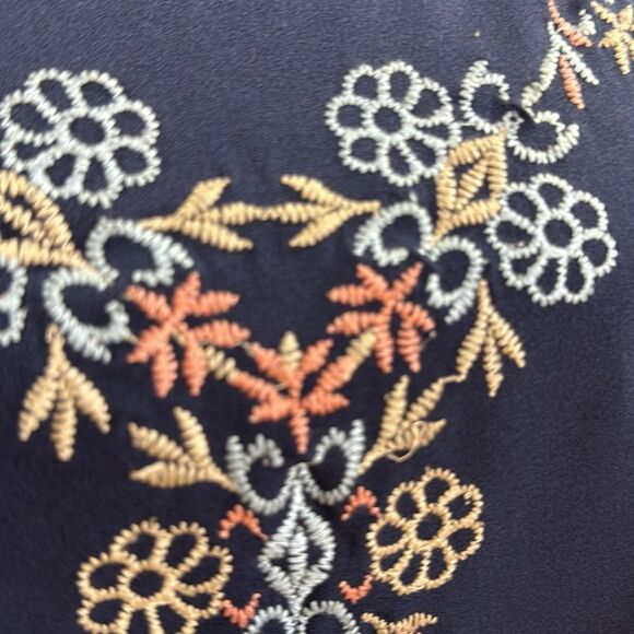 NWOT Yahada Embroidered Tank Top - Picture 5 of 8